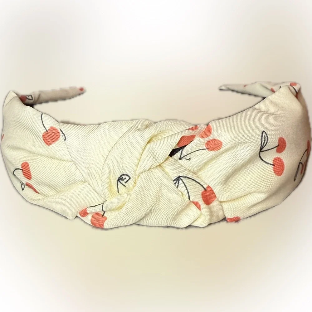 🍒Cherry Print Knotted Headband/NWOT🍒